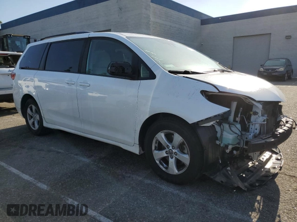 2020 Toyota Sienna LE Auto Access Seat с VIN 5TDKZ3DC8LS038386, выставлен на аукционе Copart как лот 57040115 с пробегом 87 245 миль миль и Списание • Salvage title. История ставок и продаж доступна на DreamBid. Изображение 4.