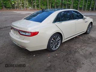 2018 Lincoln Continental Select z VIN 1LN6L9SK4J5603702, wystawiony jako IAAI lot #42198886 z przebiegiem 119 236 mil mil oraz . Historia ofert i sprzedaży dostępna na DreamBid. Obrazek 4.