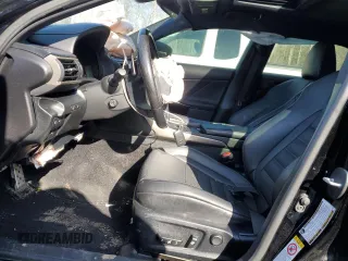 2018 Lexus IS 300 with VIN JTHC81D2XJ5031086, listed as a Copart auction lot 47952465 with 92,923 mi miles and Salvage title. Bid and sale history available at DreamBid. Image 7.