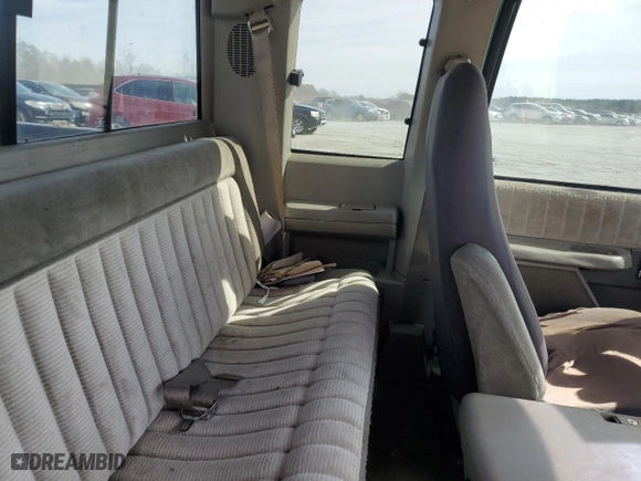 1993 Chevrolet C/K 1500 with VIN 2GCEC19K1P1272272, listed as a Copart auction lot 45950555 with NaN miles and Salvage Title. Bid and sale history available at carsss.com. Image 10.