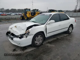 2000 Honda Accord LX z VIN 1HGCG1647YA076413, wystawiony jako Copart lot #88922035 z przebiegiem 223 510 mil mil oraz Szkoda całkowita • Salvage title. Historia ofert i sprzedaży dostępna na DreamBid. Obrazek 1.