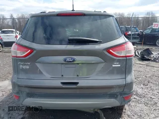 2013 Ford Escape SE with VIN 1FMCU9GX6DUA83081, listed as a IAAI auction lot 41991167 with 106,793 mi miles and . Bid and sale history available at DreamBid. Image 17.