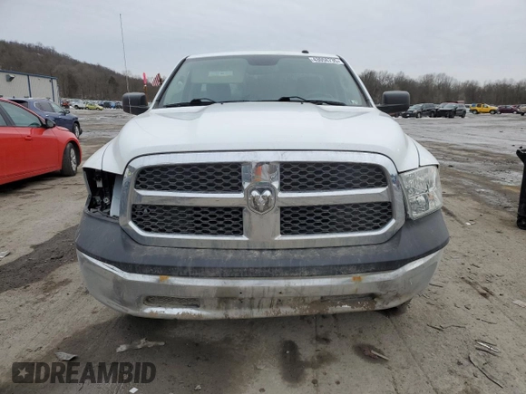 2017 Ram 1500 Tradesman z VIN 3C6JR6AG4HG591621, wystawiony jako Copart lot #43058735 z przebiegiem 48 708 mil mil oraz Szkoda całkowita • Salvage title. Historia ofert i sprzedaży dostępna na DreamBid. Obrazek 5.