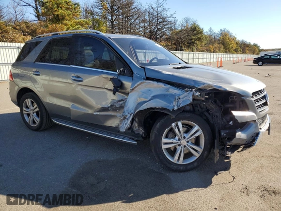 2013 Mercedes-Benz M 350 with VIN 4JGDA2EB7DA169643, listed as a Copart auction lot 76884404 with Not Provided miles and Salvage Title. Bid and sale history available at carsss.com. Image 4.