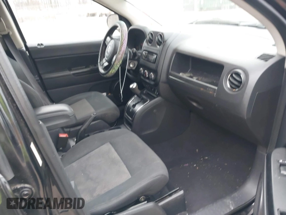 2012 Jeep Compass Latitude with VIN 1C4NJDEB1CD555704, listed as a IAAI auction lot 41713800 with 198,553 mi miles and . Bid and sale history available at DreamBid. Image 5.