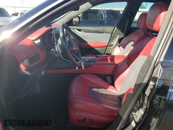 2017 Maserati Levante S z VIN ZN661YUL9HX199934, wystawiony jako Copart lot #83960574 z przebiegiem 75 078 mil mil oraz Szkoda całkowita • Salvage title. Historia ofert i sprzedaży dostępna na DreamBid. Obrazek 7.
