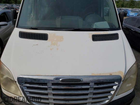 2010 Freightliner Sprinter with VIN WDYPE8CC9A5453031, listed as a Copart auction lot 67981854 with 134,144 mi miles and Clean Title. Bid and sale history available at DreamBid. Image 12.