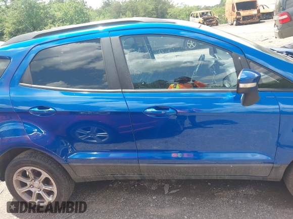 2020 Ford EcoSport SE z VIN MAJ3S2GE6LC332604, wystawiony jako IAAI lot #42167427 z przebiegiem Nie podano mil oraz . Historia ofert i sprzedaży dostępna na DreamBid. Obrazek 12.