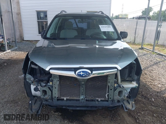 2015 Subaru Forester 2.5i with VIN JF2SJABC2FH441787, listed as a IAAI auction lot 42525480 with 175,878 mi miles and . Bid and sale history available at DreamBid. Image 13.