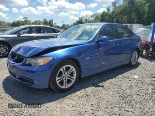 2008 BMW 3 Series 328i z VIN WBAVA33518P142319, wystawiony jako Copart lot #57081045 z przebiegiem 157 411 mil mil oraz Szkoda całkowita • Salvage title. Historia ofert i sprzedaży dostępna na DreamBid. Obrazek 1.