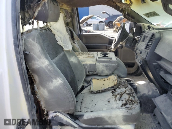 2017 Ford F-150 XL с VIN 1FTMF1C87HKC30836, выставлен на аукционе Copart как лот 54788285 с пробегом Не указан миль и Списание • Salvage title. История ставок и продаж доступна на DreamBid. Изображение 10.