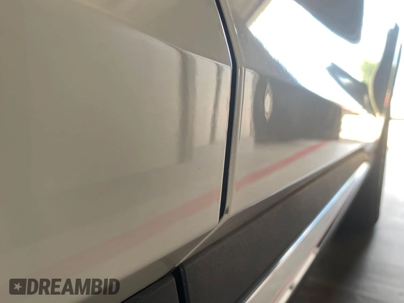 2020 Ford Explorer Limited z VIN 1FMSK8FH8LGA45497, wystawiony jako IAAI lot #42788985 z przebiegiem 81 638 mil mil oraz . Historia ofert i sprzedaży dostępna na DreamBid. Obrazek 8.