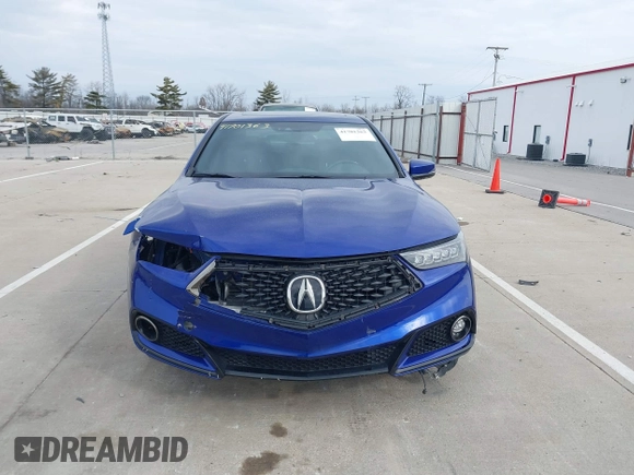 2018 Acura TLX w/A-SPEC Pkg with VIN 19UUB3F60JA003003, listed as a IAAI auction lot 41701363 with 142,073 mi miles. Bid and sale history available at carsss.com. Image 13.