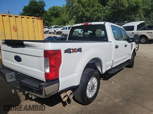 2019 Ford F-250 XL z VIN 1FT7W2BT4KEG48172, wystawiony jako IAAI lot #42556049 z przebiegiem 89 463 mil mil oraz . Historia ofert i sprzedaży dostępna na DreamBid. Obrazek 1.