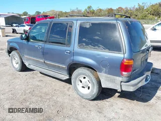 2000 Ford Explorer XLT с VIN 1FMZU63E4YZB16522, выставлен на аукционе IAAI как лот 41104271 с пробегом 259 369 миль миль и . История ставок и продаж доступна на DreamBid. Изображение 3.