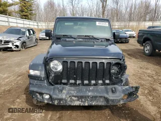 2020 Jeep Wrangler Unlimited Sport Altitude with VIN 1C4HJXDG5LW170856, listed as a Copart auction lot 49050535 with 30,010 mi miles and Salvage Title. Bid and sale history available at carsss.com. Image 5.