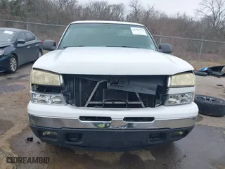 2006 Chevrolet Silverado 1500 LT1 with VIN 2GCEC19T361145854, listed as a IAAI auction lot 41580774 with 281,958 mi miles. Bid and sale history available at carsss.com. Image 6.