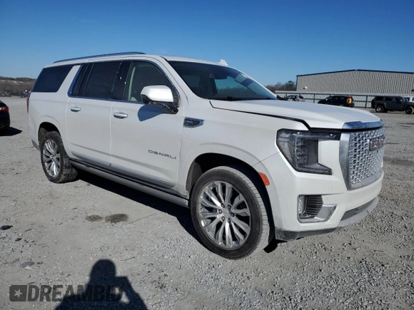 2023 GMC Yukon XL Denali with VIN 1GKS2JKL4PR349768, listed as a Copart auction lot 46332795 with 11,577 mi miles and Salvage Title. Bid and sale history available at DreamBid. Image 4.