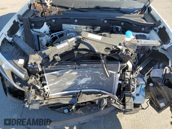 2024 Volkswagen Atlas Peak Edition SEL with VIN 1V2GR2CA5RC555587, listed as a Copart auction lot 79691804 with 5,318 mi miles and Salvage title. Bid and sale history available at DreamBid. Image 12.
