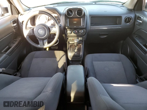 2016 Jeep Patriot Sport z VIN 1C4NJPBA0GD505766, wystawiony jako Copart lot #46627555 z przebiegiem 87 959 mil mil oraz Szkoda całkowita • Salvage title. Historia ofert i sprzedaży dostępna na DreamBid. Obrazek 8.