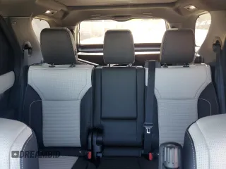 2024 Land Rover Discovery with VIN SALRL2EXXR2491493, listed as a Copart auction lot 73174074 with 850 mi miles and Salvage Title. Bid and sale history available at DreamBid. Image 10.