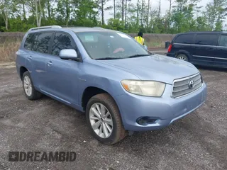 2008 Toyota Highlander Hybrid with VIN JTEEW41A182018294, listed as a IAAI auction lot 41935956 with 202,307 mi miles. Bid and sale history available at carsss.com. Image 1.