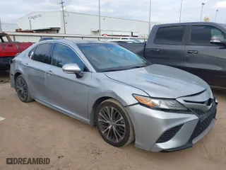 2018 Toyota Camry XSE with VIN 4T1B61HK1JU123587, listed as a IAAI auction lot 41509792 with 112,077 mi miles. Bid and sale history available at carsss.com. Image 1.