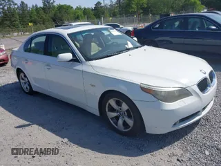 2007 BMW 5 Series 525i with VIN WBANE53597CY04993, listed as a IAAI auction lot 42092078 with 113,698 mi miles and . Bid and sale history available at carsss.com. Image 1.