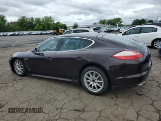 2010 Porsche Panamera S z VIN WP0AB2A7XAL062303, wystawiony jako Copart lot #57880055 z przebiegiem 137 131 mil mil oraz Szkoda całkowita • Salvage title. Historia ofert i sprzedaży dostępna na DreamBid. Obrazek 2.