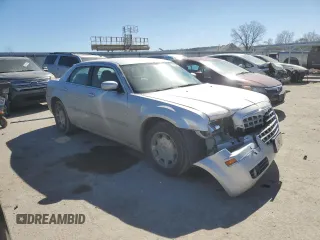 2005 Chrysler 300 with VIN 2C3JA53G25H673340, listed as a Copart auction lot 47066935 with 237,855 mi miles and Salvage Title. Bid and sale history available at carsss.com. Image 4.