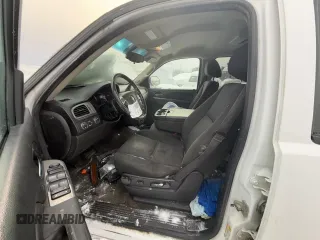 2013 Chevrolet Tahoe LS z VIN 1GNSKAE02DR334461, wystawiony jako Copart lot #45102975 z przebiegiem 240 930 mil mil oraz Szkoda całkowita • Salvage title. Historia ofert i sprzedaży dostępna na DreamBid. Obrazek 7.