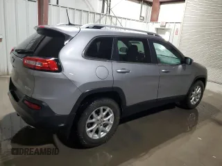 2016 Jeep Cherokee Latitude with VIN 1C4PJMCS2GW120678, listed as a Copart auction lot 50057775 with 151,811 mi miles and Clean Title. Bid and sale history available at carsss.com. Image 3.