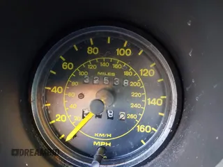 1984 Porsche 944 with VIN WP0AA0946EN453279, listed as a IAAI auction lot 41447115 with 102,553 mi miles. Bid and sale history available at carsss.com. Image 15.