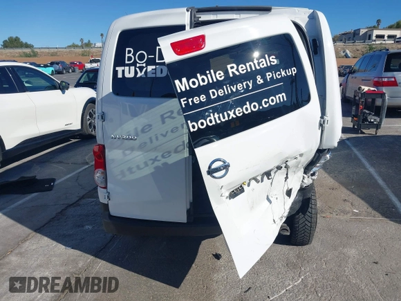 2019 Nissan NV200 S z VIN 3N6CM0KN7KK707373, wystawiony jako IAAI lot #41651930 z przebiegiem 64 107 mil mil oraz . Historia ofert i sprzedaży dostępna na DreamBid. Obrazek 16.