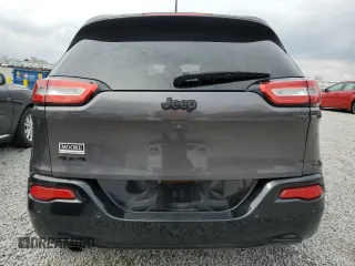 2018 Jeep Cherokee Latitude Tech Connect with VIN 1C4PJMCB3JD601283, listed as a Copart auction lot 51901955 with 83,467 mi miles and Salvage title. Bid and sale history available at DreamBid. Image 6.