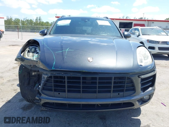 2018 Porsche Macan with VIN WP1AA2A53JLB00969, listed as a IAAI auction lot 42123476 with 46,765 mi miles and . Bid and sale history available at DreamBid. Image 13.