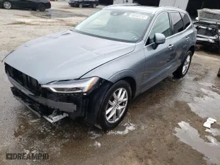 2018 Volvo XC60 Momentum with VIN LYV102RK1JB083592, listed as a Copart auction lot 68032212 with 34,094 mi miles. Bid and sale history available at carsss.com. Image 1.