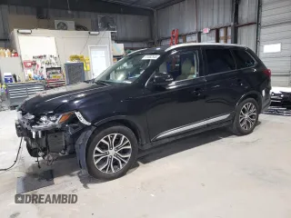 2017 Mitsubishi Outlander SE with VIN JA4AD3A38HZ002714, listed as a Copart auction lot 61062545 with 214,015 mi miles and Salvage title. Bid and sale history available at DreamBid. Image 1.