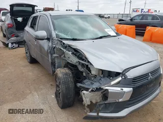 2017 Mitsubishi Outlander ES z VIN JA4AP3AU8HZ003359, wystawiony jako IAAI lot #42386328 z przebiegiem 204 839 mil mil oraz . Historia ofert i sprzedaży dostępna na DreamBid. Obrazek 6.