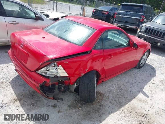 2002 Mercedes-Benz SLK 320 z VIN WDBKK65F22F254147, wystawiony jako IAAI lot #42017888 z przebiegiem 100 094 mil mil oraz . Historia ofert i sprzedaży dostępna na DreamBid. Obrazek 4.