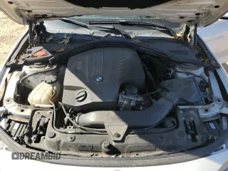2012 BMW 3 Series 335i z VIN WBA3A9C5XCF270499, wystawiony jako Copart lot #73593204 z przebiegiem 121 602 mil mil oraz Szkoda całkowita • Salvage title. Historia ofert i sprzedaży dostępna na DreamBid. Obrazek 11.