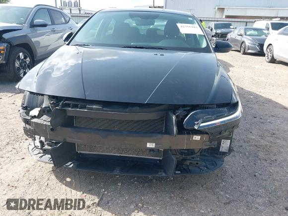 2024 Hyundai Elantra SEL with VIN KMHLM4DG3RU636204, listed as a IAAI auction lot 42755183 with 41,517 mi miles and . Bid and sale history available at DreamBid. Image 6.
