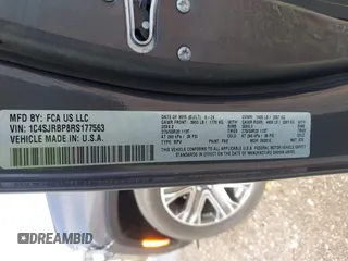 2024 Jeep Wagoneer Series II с VIN 1C4SJRBP8RS177563, выставлен на аукционе IAAI как лот 42506797 с пробегом 27 489 миль миль и . История ставок и продаж доступна на DreamBid. Изображение 9.