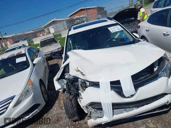 2018 Toyota RAV4 XLE с VIN JTMWFREV9JJ742409, выставлен на аукционе IAAI как лот 42307225 с пробегом 60 738 миль миль и . История ставок и продаж доступна на DreamBid. Изображение 6.