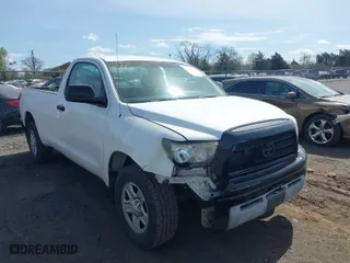 2007 Toyota Tundra with VIN 5TFLU52117X003320, listed as a IAAI auction lot 41901060 with 223,108 mi miles. Bid and sale history available at carsss.com. Image 1.