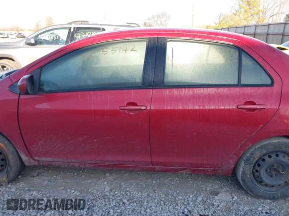 2007 Toyota Yaris with VIN JTDBT923X71065311, listed as a IAAI auction lot 42055142 with 173,949 mi miles. Bid and sale history available at carsss.com. Image 15.