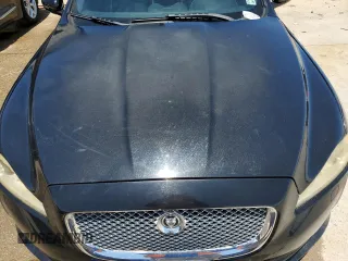 2011 Jaguar XJ with VIN SAJWA1CBXBLV12152, listed as a Copart auction lot 62010855 with 125,697 mi miles and Salvage title. Bid and sale history available at DreamBid. Image 11.