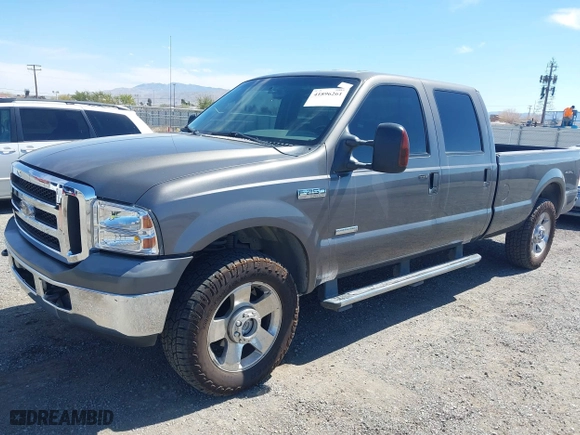 2007 Ford Super Duty F-250 XL with VIN 1FTSW21P27EA45839, listed as a IAAI auction lot 41896261 with 188,761 mi miles. Bid and sale history available at carsss.com. Image 17.