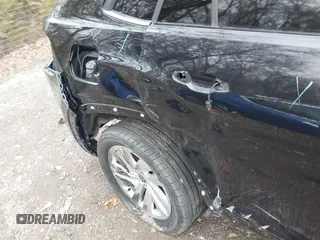 2023 Volkswagen Atlas SE z VIN 1V2HE2CA1PC210232, wystawiony jako IAAI lot #40966039 z przebiegiem 4 064 mil mil oraz . Historia ofert i sprzedaży dostępna na DreamBid. Obrazek 18.