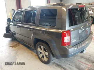 2016 Jeep Patriot Latitude with VIN 1C4NJRFB4GD804403, listed as a IAAI auction lot 42682919 with 105,360 mi miles and . Bid and sale history available at DreamBid. Image 3.